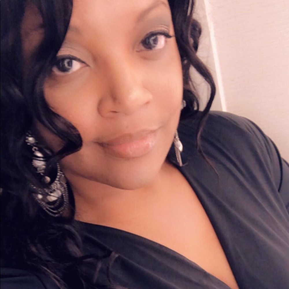 Meet your Posher, Laquesa